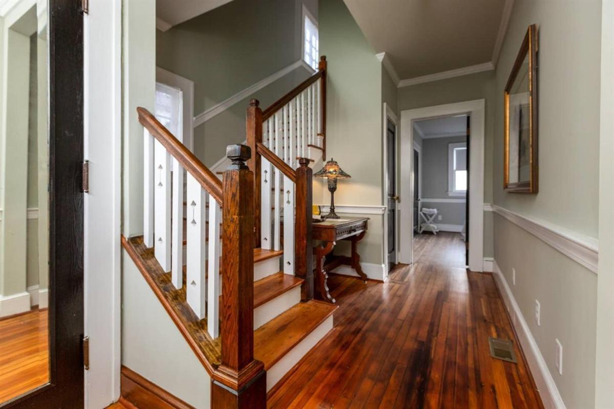 Renowned Historic Home Downtownacross From Park Winston-Salem Exterior foto